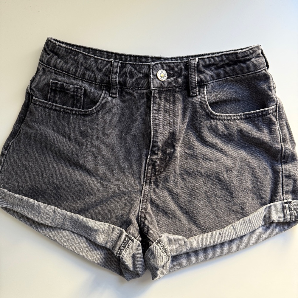 PacSun Dark/Gray Wash Roll Cuff Denim Mom Short